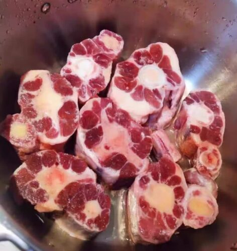 Click to view full screen オーストラリア産 WAGYU 牛テール 1.5kg photo review